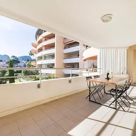 Beau T3, Mer, Centre, Climatisation, Parking Privé Gratuit Apartamento