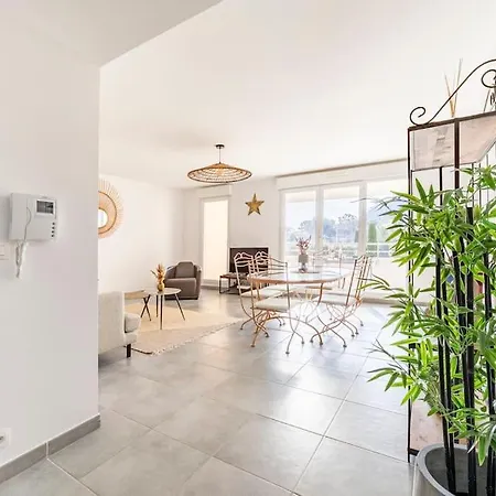 Beau T3, Mer, Centre, Climatisation, Parking Prive Gratuit * La Ciotat